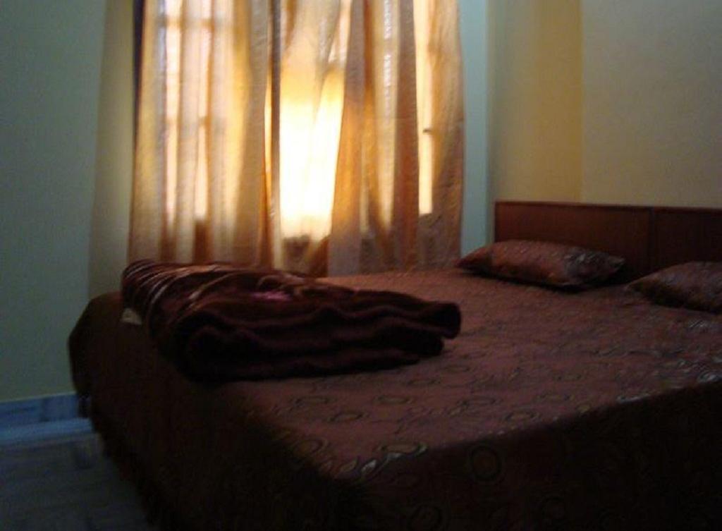 Oyo 28179 Ambay Guest House 잘란다르 외부 사진